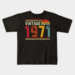 Vintage 1971 Birthday Gift Retro Style Kids T-Shirt